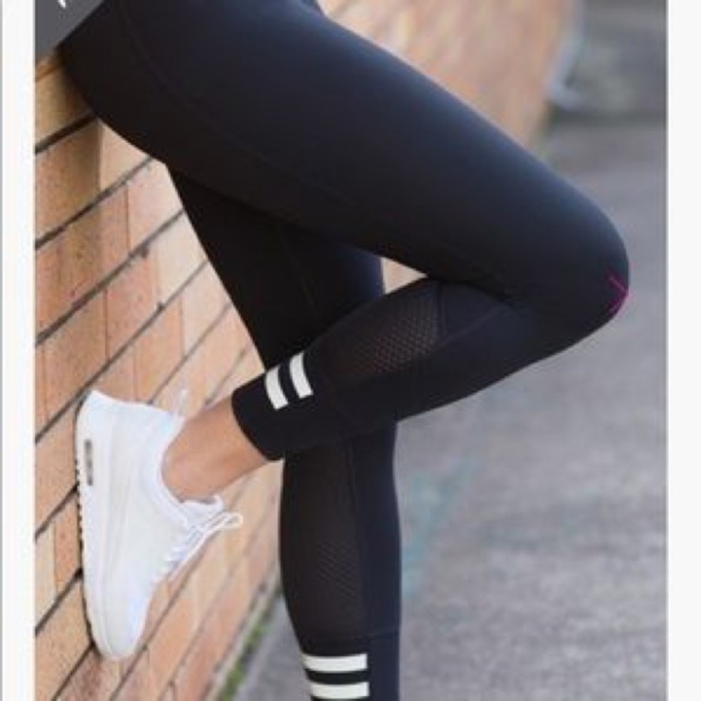 Lorna Jane Black Alexa Core Ankle Biter Leggings